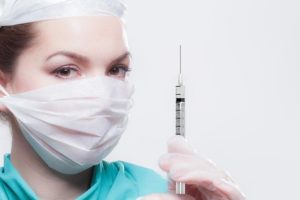Zabiegi korekcji kształtu nosa z zastosowaniem kwasu hialuronowego - medycyna estetyczna Olsztyn The Beauty Doctors